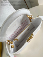 Louis Vuitton Capucines BB