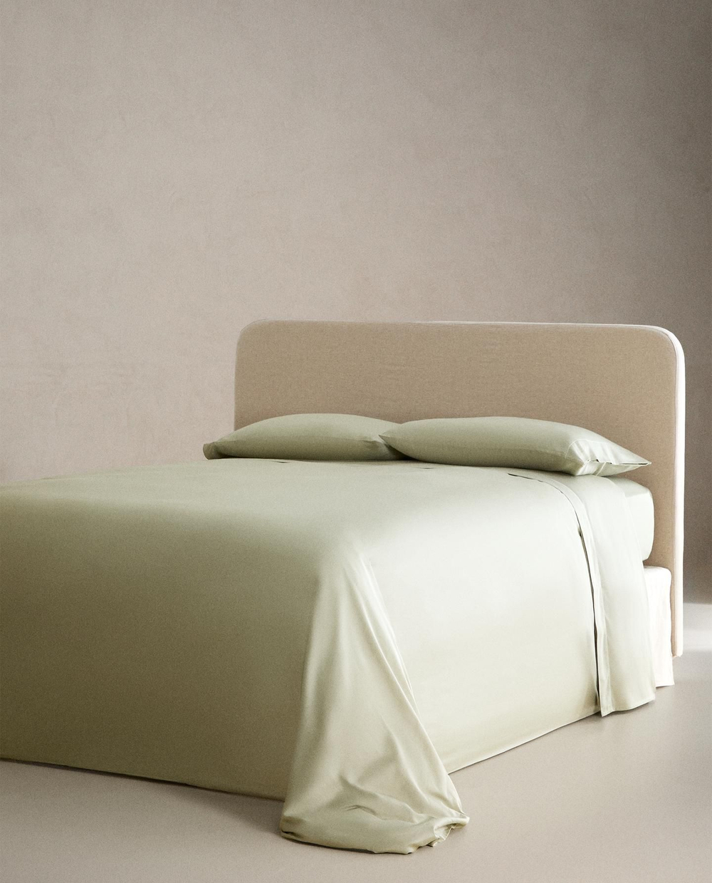 Zara Home - Простыня из сатина с подолом (300 нитей), зеленый, 240x280 см