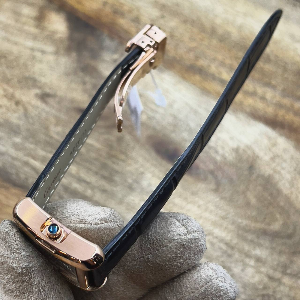 Часы Cartier
