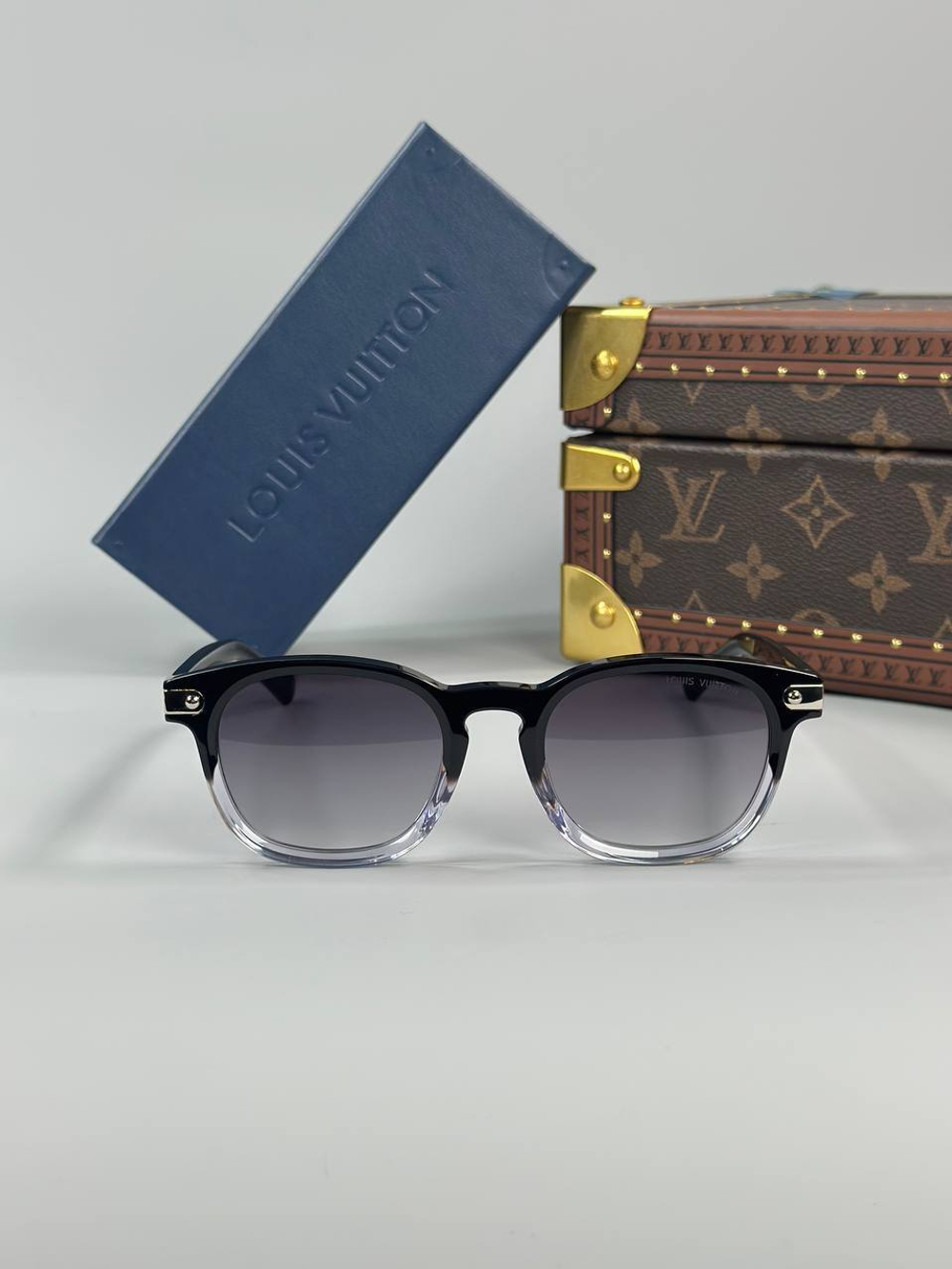 Очки Louis Vuitton