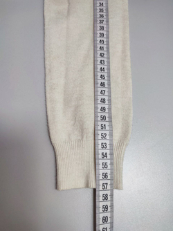 Джемпер с украшением 44-46 размер