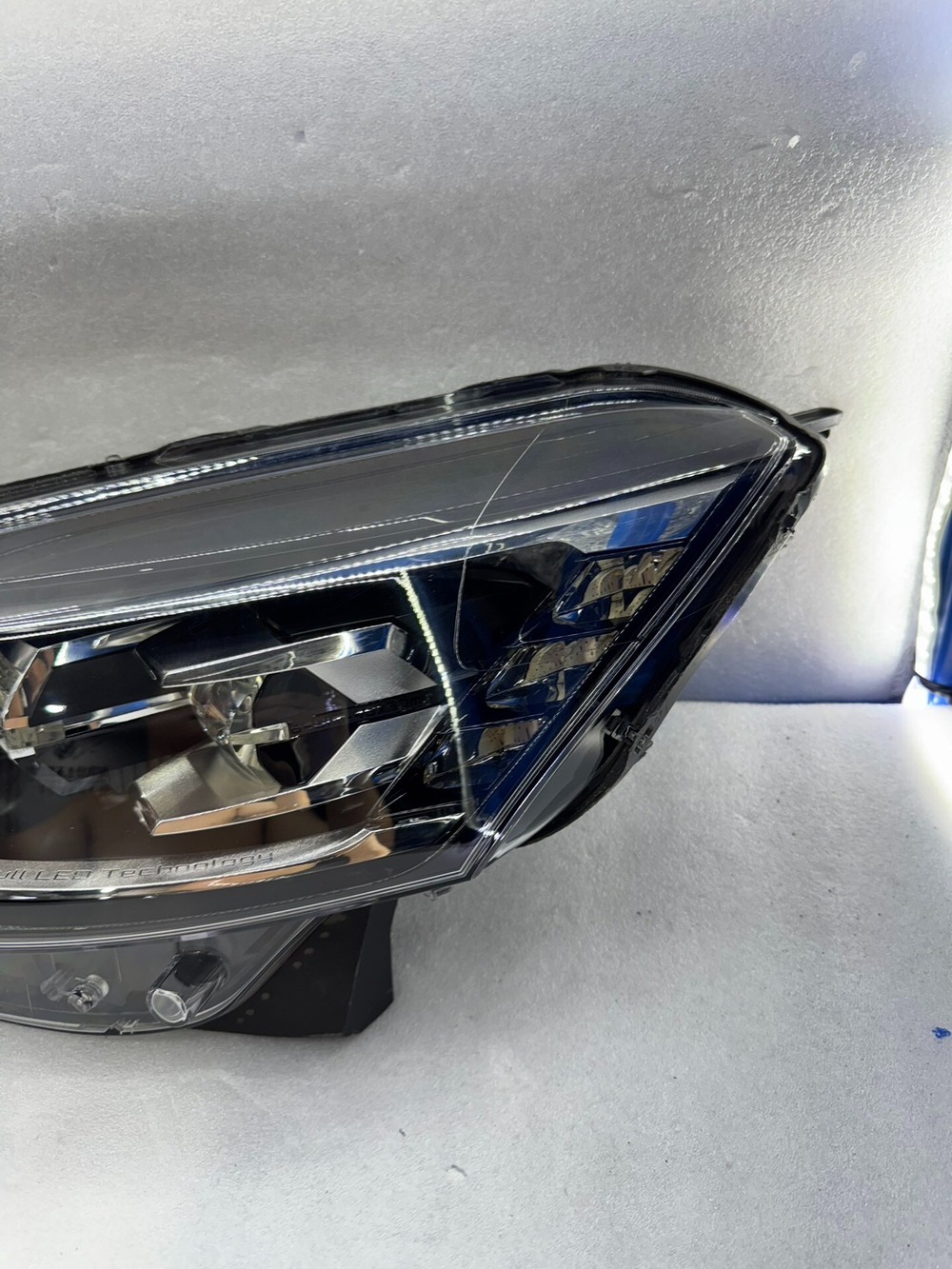 Блок-фара LED левая Peugeot 508 (оригинал,)