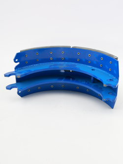 Колодка барабанного тормоза а/м RABA, НЕФАЗ 5299, УРАЛ 6370, ЛИАЗ (мост RABA) АККОР