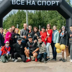 Надувная арка Трапеция на опорах