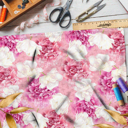 Ткань сатин воздушные нежные цветы на розовом фоне