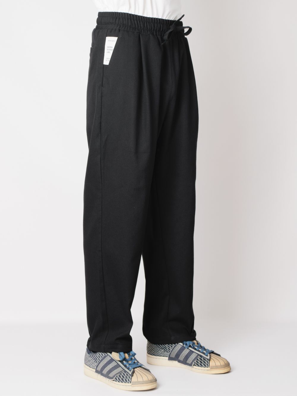 Купить Брюки Sashina Oversize черные Брюки Sashina Oversize черные