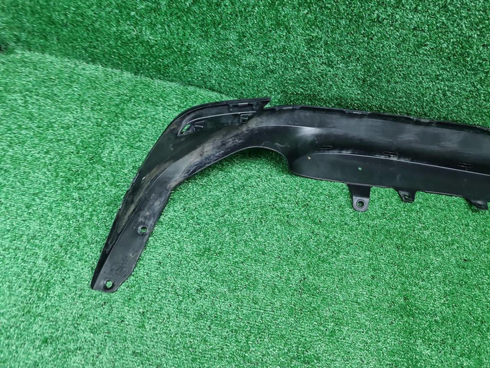 Юбка заднего бампера Toyota Camry xv70 (2017-н.в.)