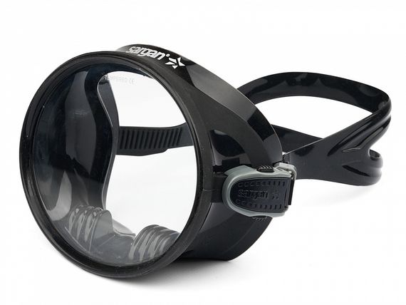 Маска Sargan Классика черная