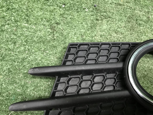 Накладка ПТФ левая VW Tiguan 1 (2011-2018) Sport