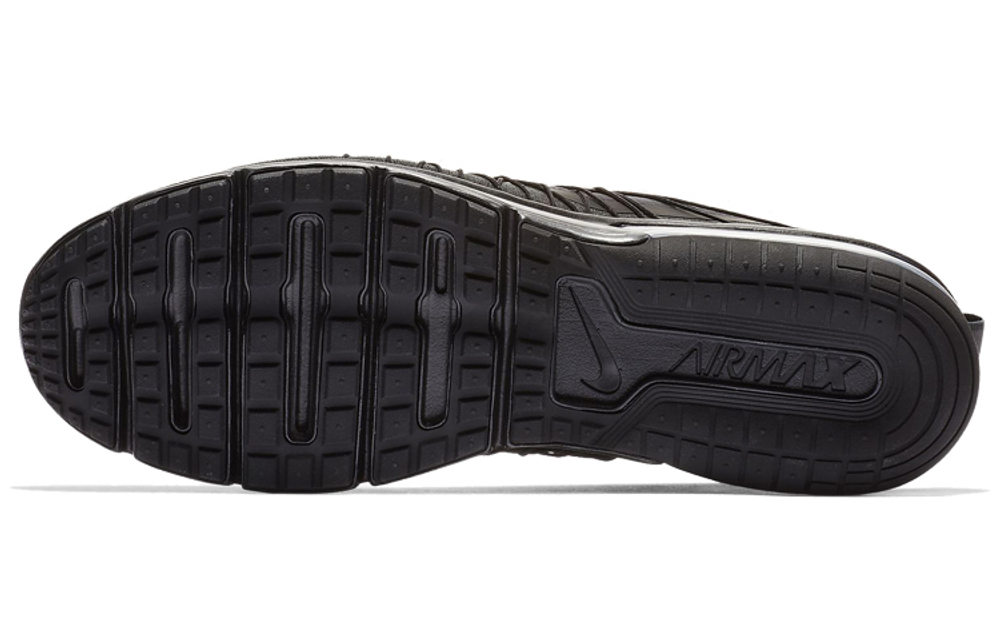 Nike Air Max Sequent 4 Utility Hyper Sneakers