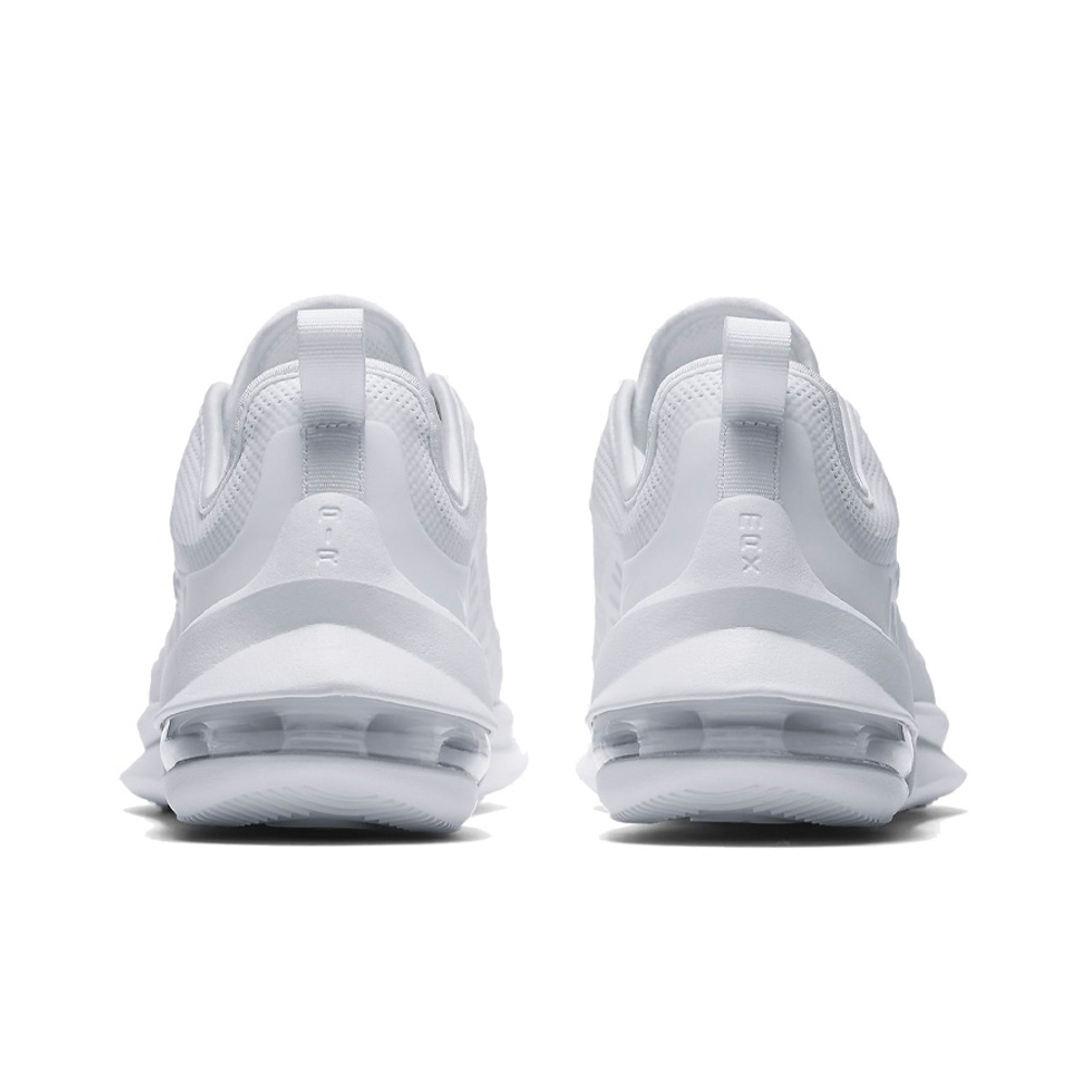 Nike Air Max Axis Triple