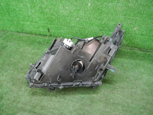 Фара правая Lexus NX (2014-2017) LED