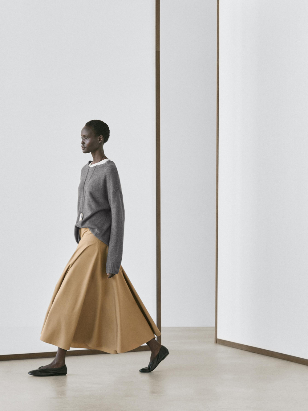 Massimo Dutti Юбка миди с воланами на кокетке, цвет верблюжьей шерсти