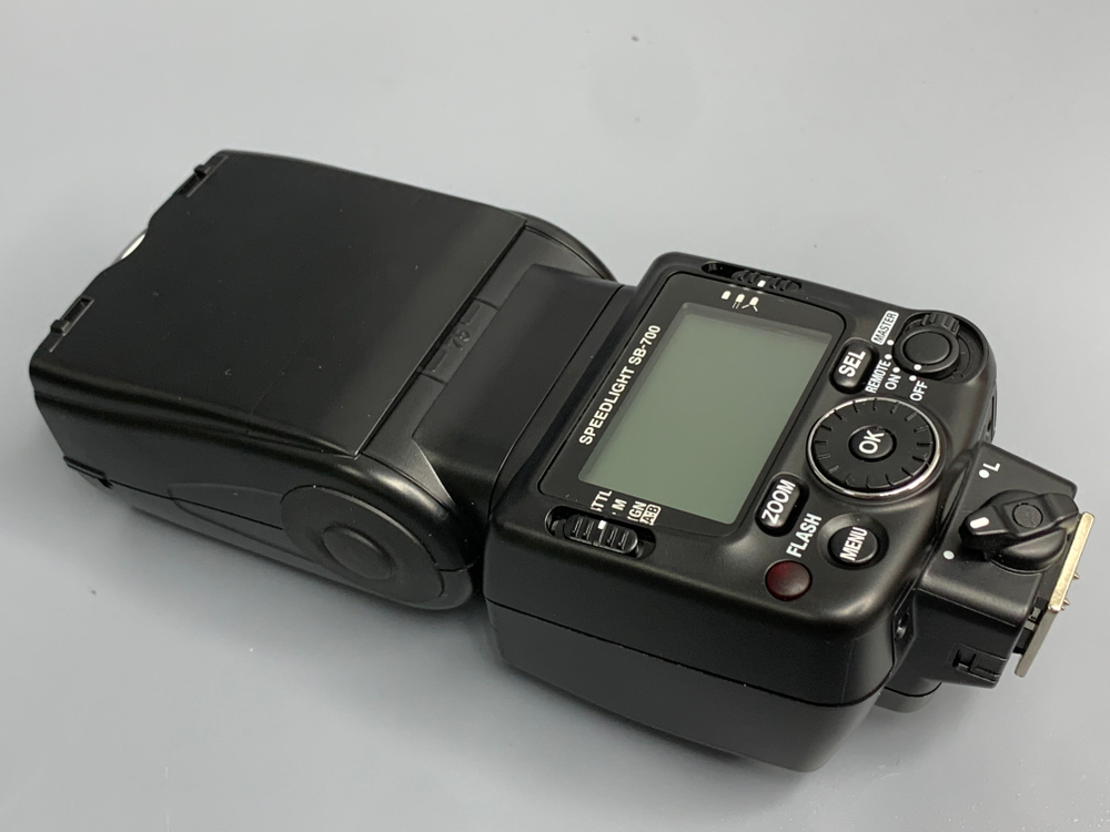 Nikon Speedlight SB-700