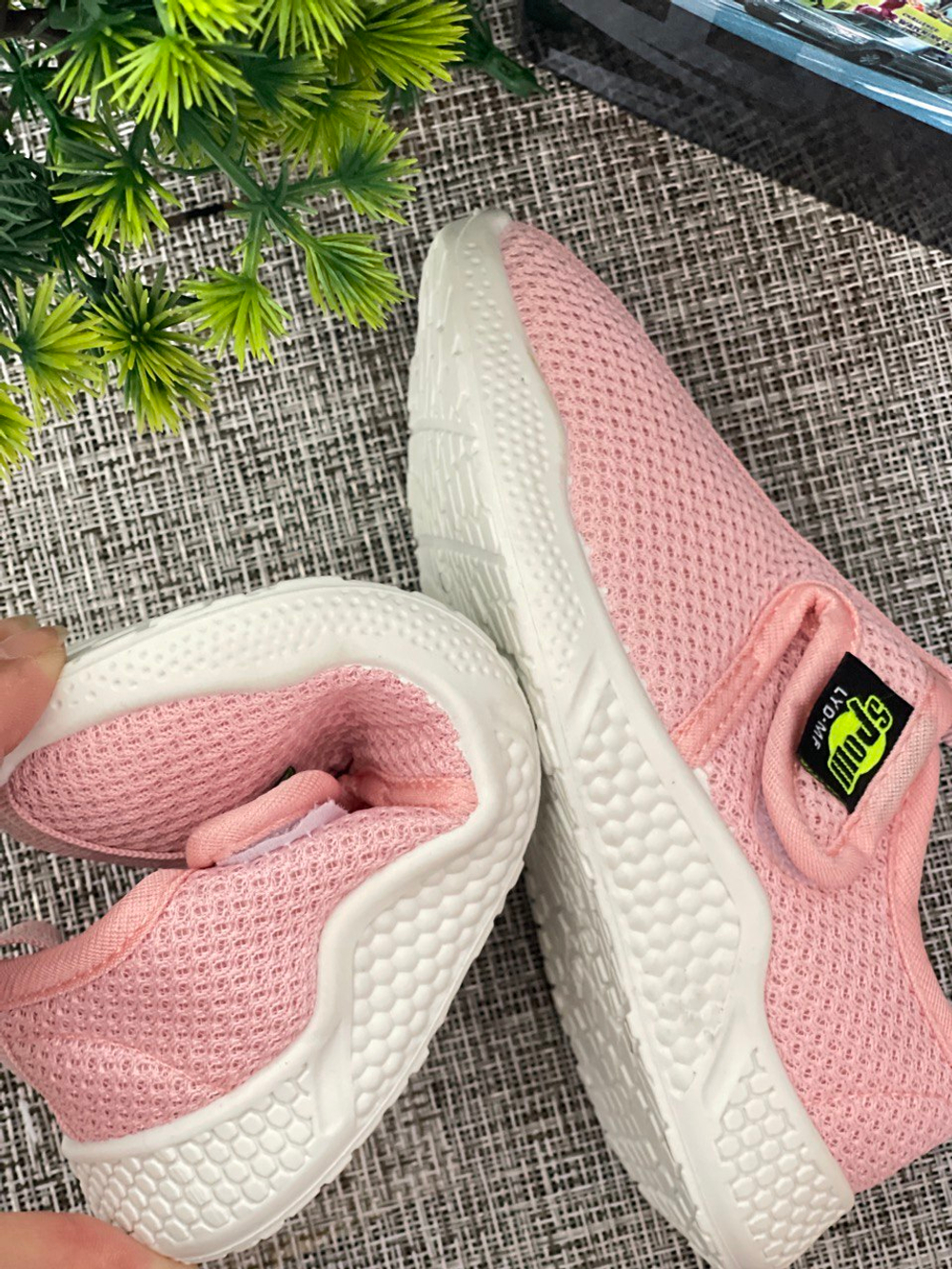 Слипоны на липучке