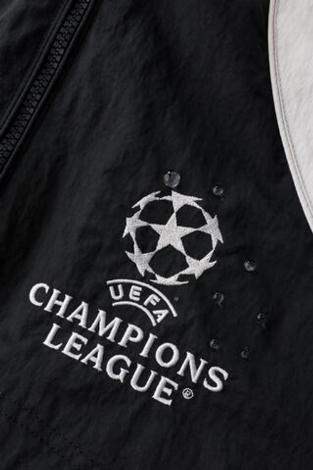 ZARA КУРТКА WATER REPELLENT С КАПЮШОНОМ UEFA CHAMPIONS LEAGUE ®, ЧЕРНЫЙ