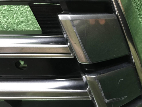 Решетка радиатора Lexus LX 3 (2015-2023)