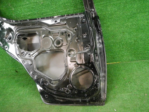 Дверь задняя левая Lexus IS 2 (2005-2013)