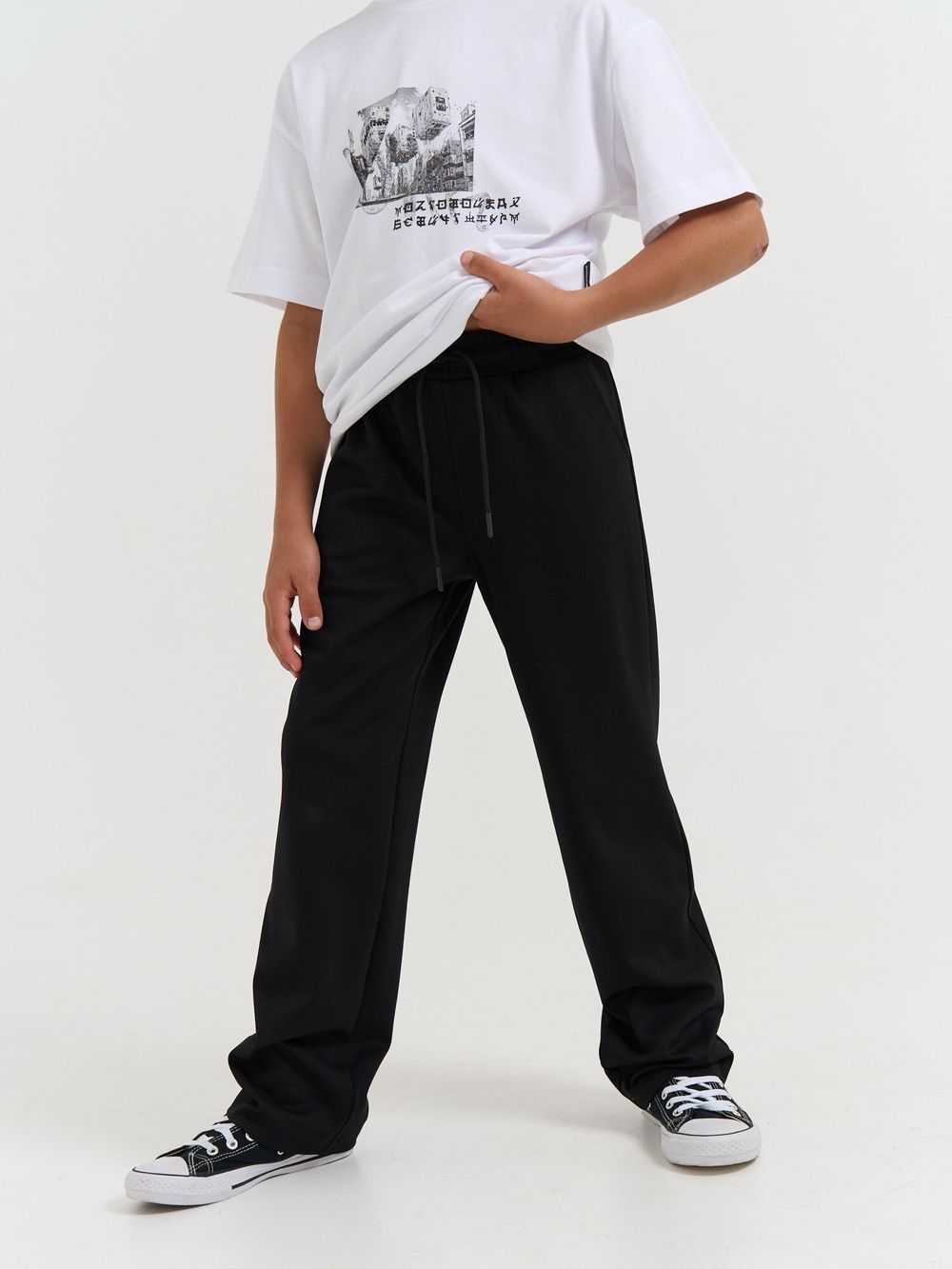 Брюки прямые для мальчика "Черные" 7+