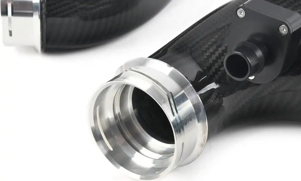Впускной патрубок Eventuri Carbon Turbo Inlet Set - BMW M5 F90 / M8 F9X