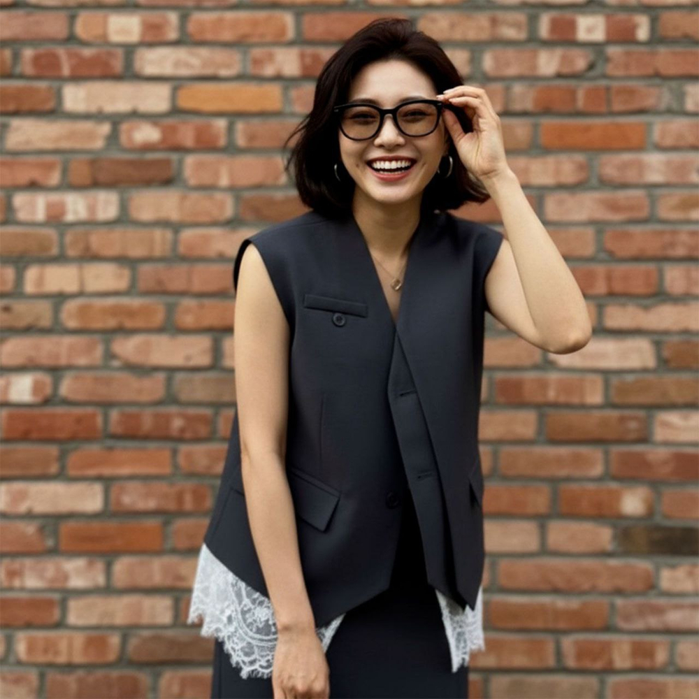 Женский жилет