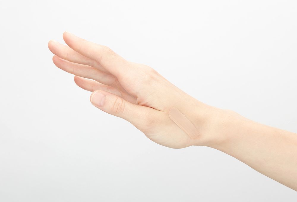 ESTEE LAUDER Futurist Hydra Rescue - 2N1 Desert Beige