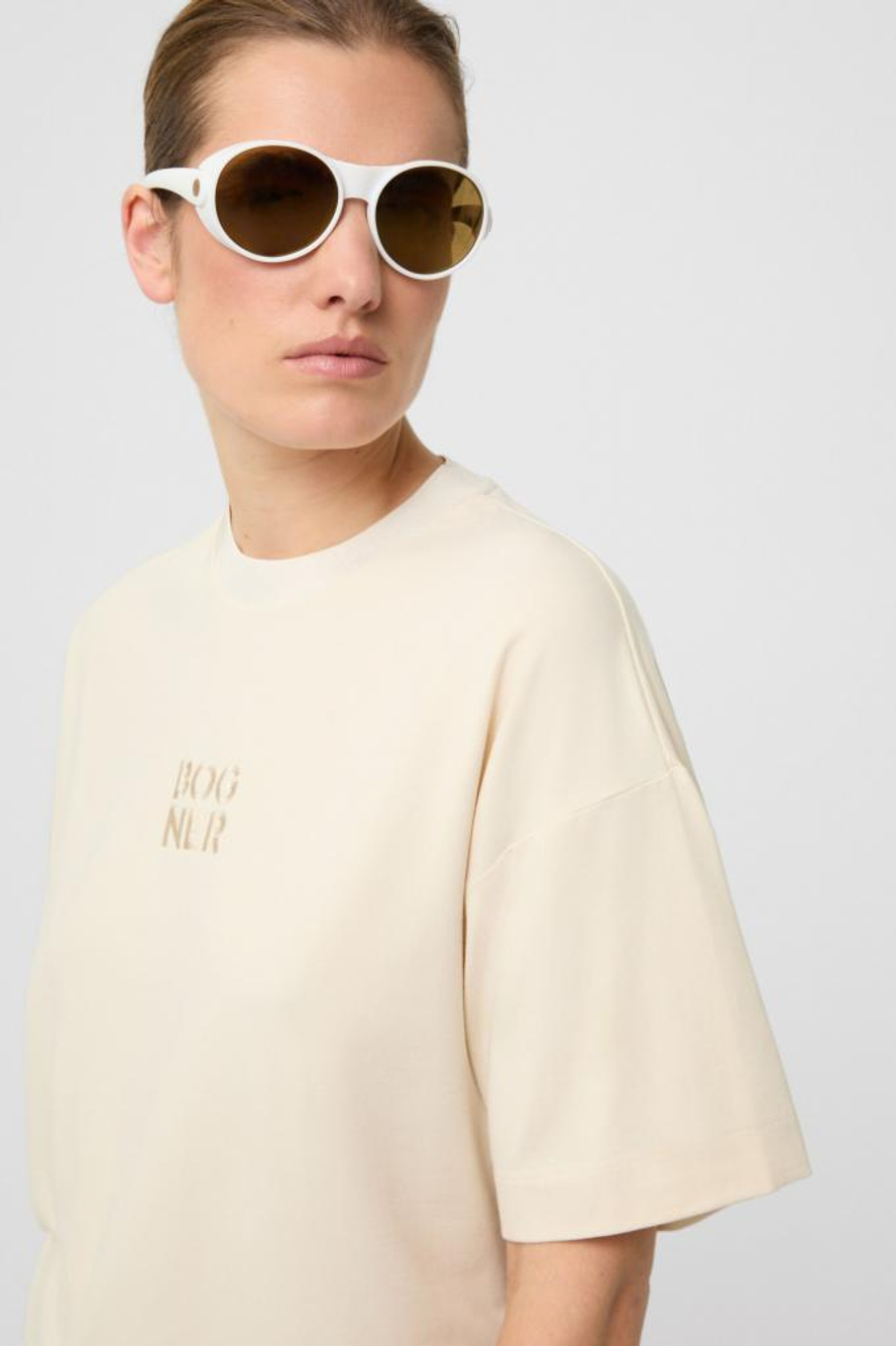 Футболка BOGNER DAYNA в бежевом цвете