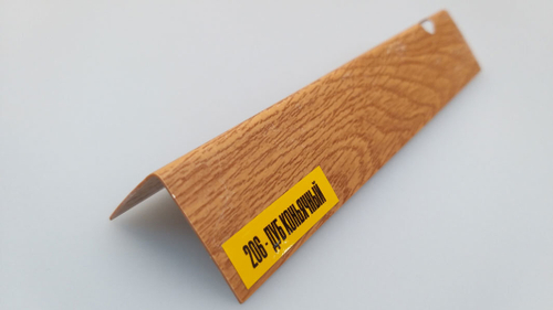 Угол ПВХ 206 Дуб коньячный 20х20х2700 мм