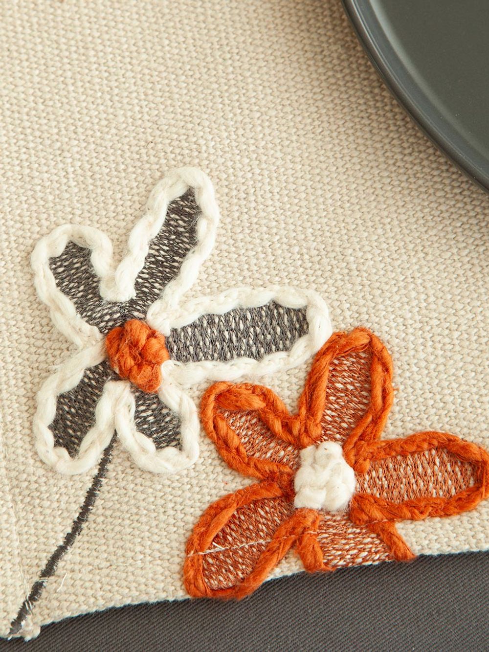 Салфетка под приборы Stone flowers из коллекции Ethnic, 33х48 см