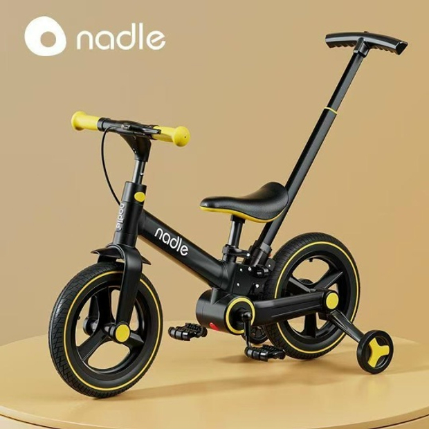 Беговел велосипед с родительской ручкой NADLE 3900