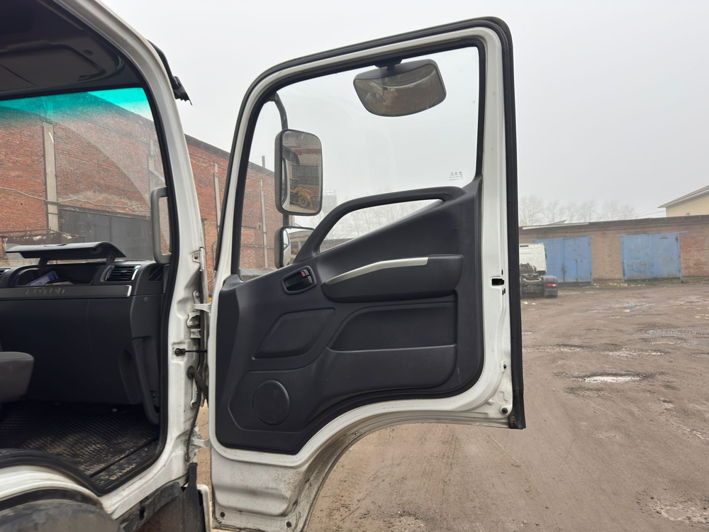 Foton AUMAN 4x2 Бортовой (Евроборт) 1794M2 (Евроборт, дизельный, 4.5 л, 209 л.с. МТ)