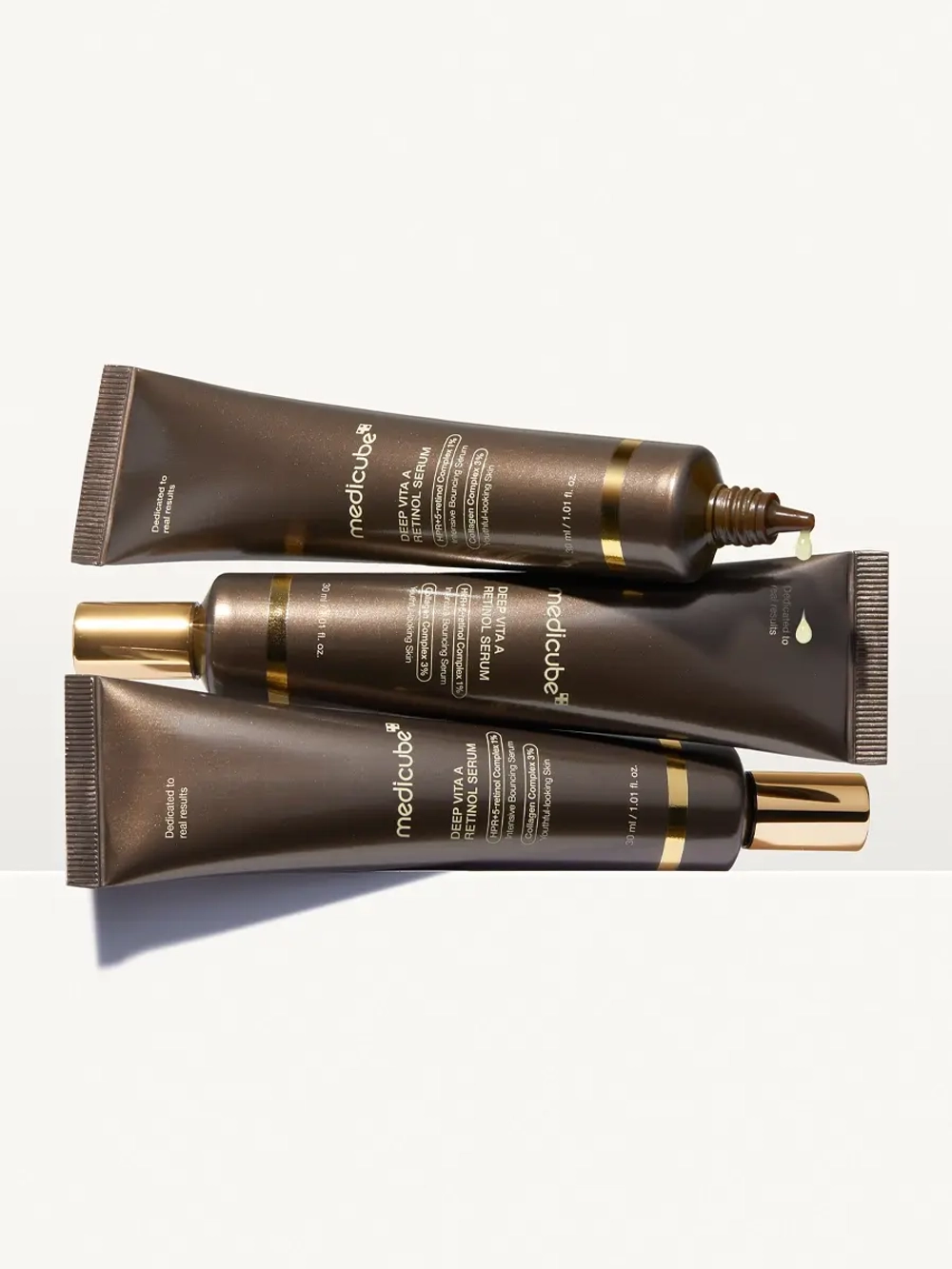 Medicube Омолаживающая сыворотка с ретинолом 4-го поколения HPR для лифтинга Deep Vita A Retinol Serum 30 мл