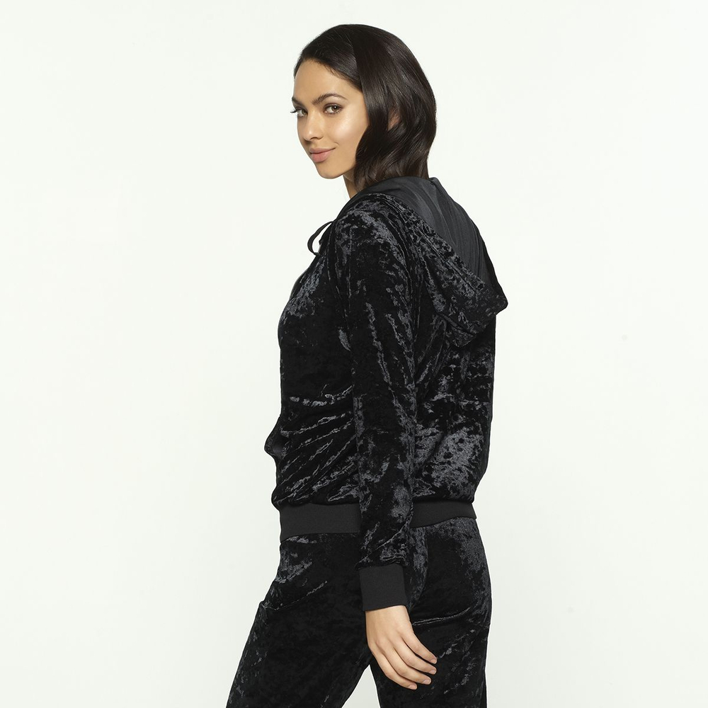 Бархатная кофта с капюшоном (Размер: M) (Цвет: черный)