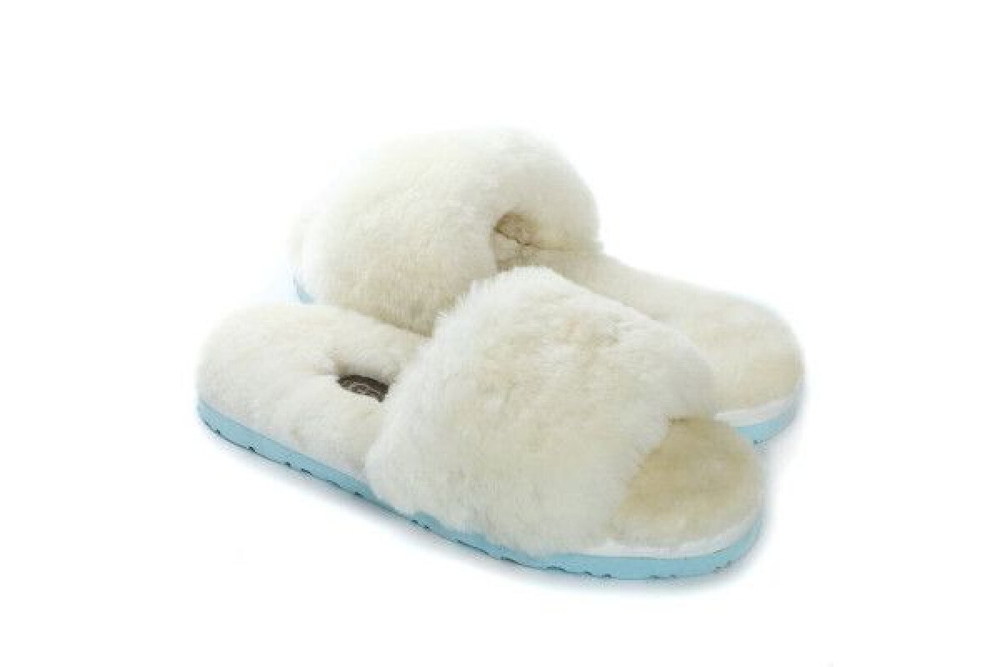 UGG Fluff Slide Slippers White