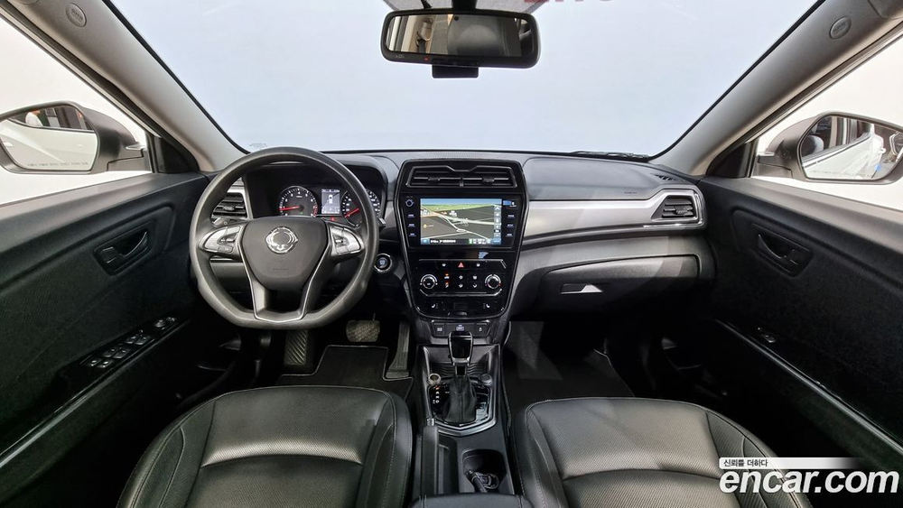 KG Mobility (Ssangyong) Very New Tivoli Бензин 1.5 2WD (10.2019)