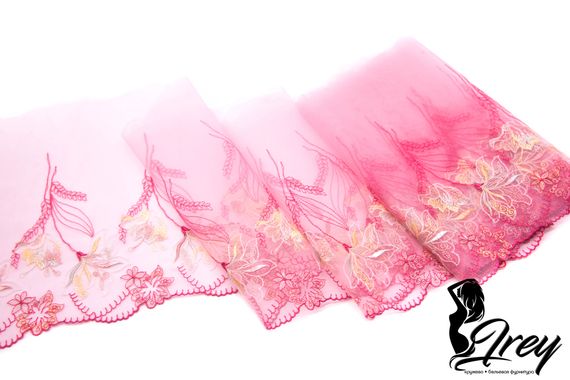 05-83 Вышивка на неэл. сетке 20 см, малиновый/цветы (правая)