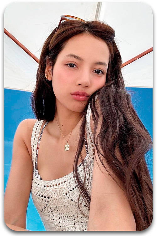 Карта #250 / Lisa (BLACKPINK)