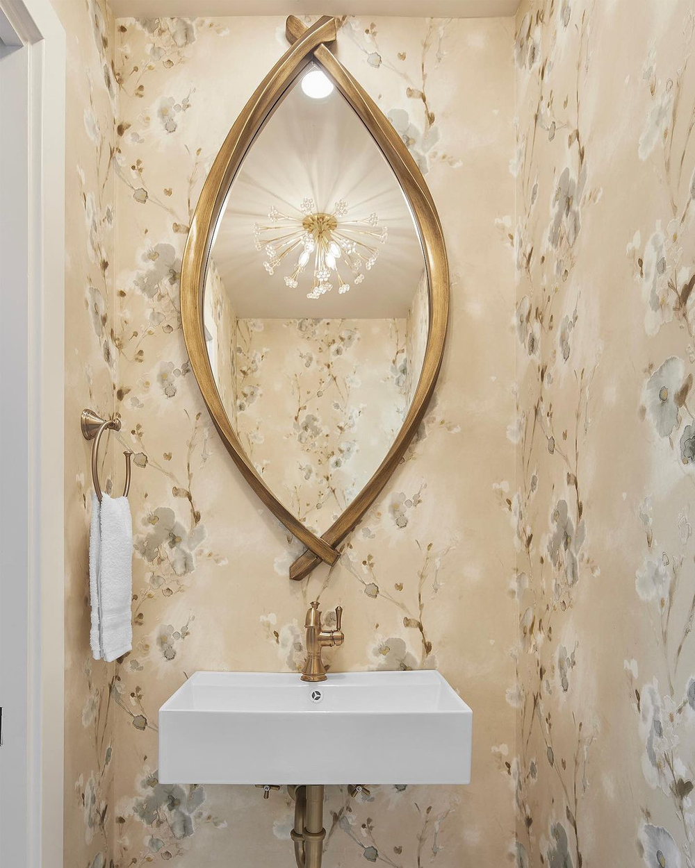 Зеркало в раме  "Булон"