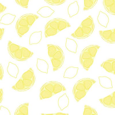 Дольки лимона на белом фоне.