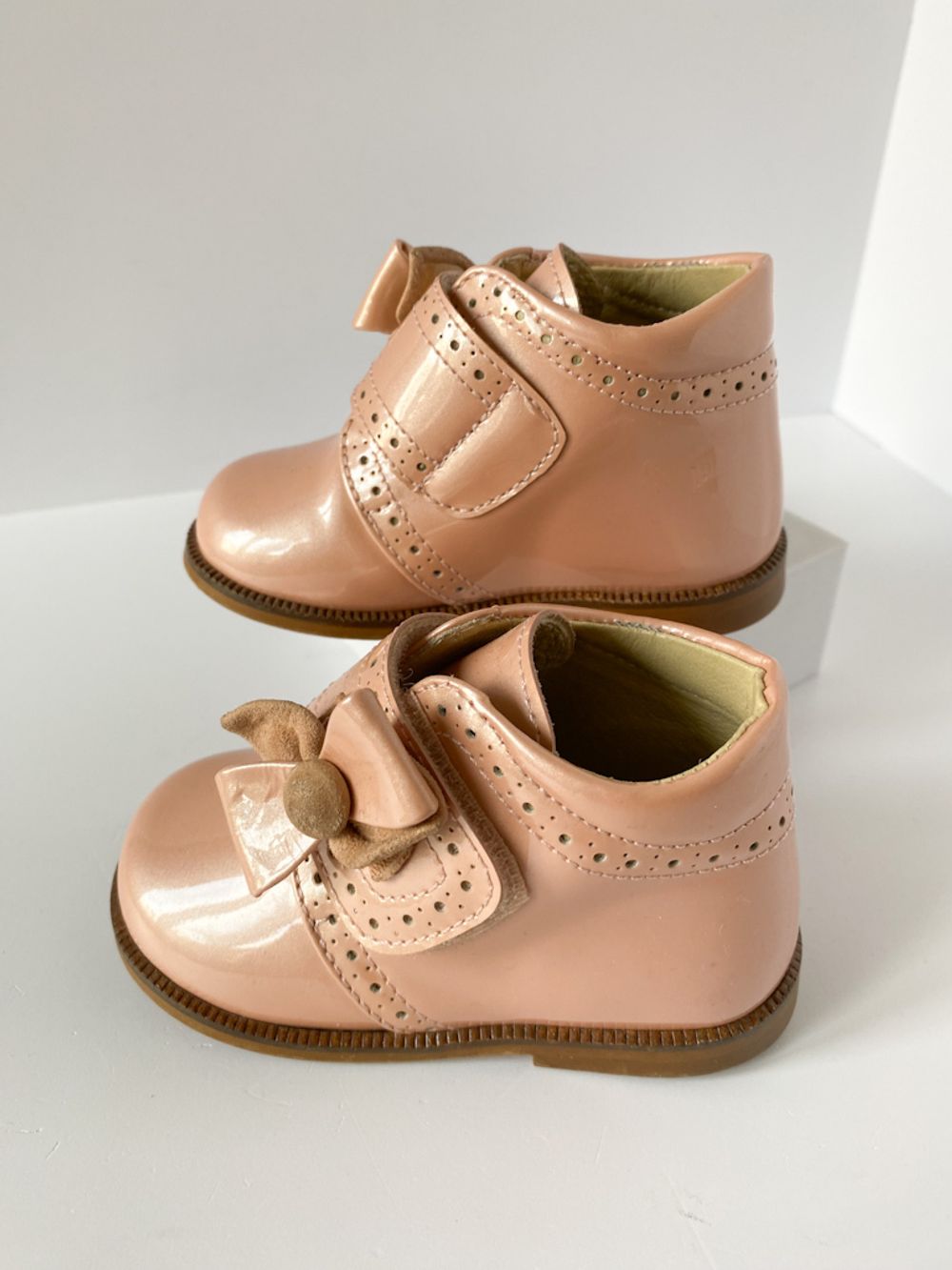 Лаковые ботинки Clarys, 19