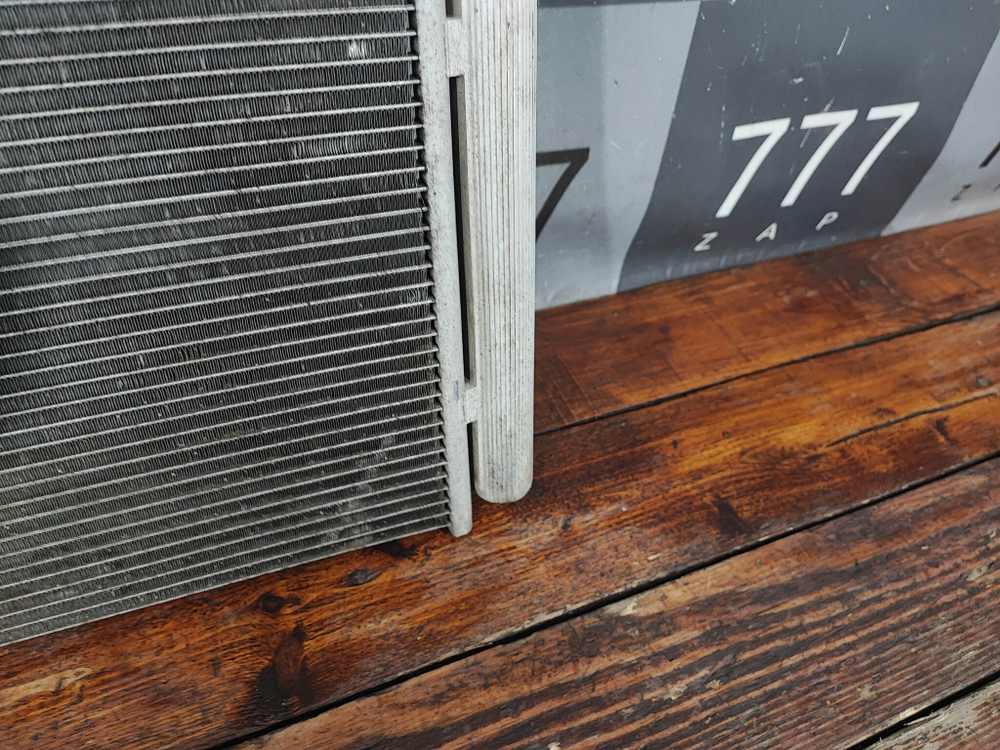 Радиатор кондиционера Mercedes E W213, C W205 БУ Оригинал A0995000454