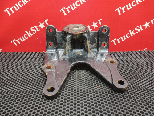 Кронштейн передней рессоры правый 2023г