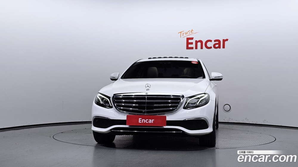 Mercedes-Benz E-Class W213 E300 4MATIC Exclusive (04.2020)