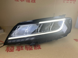 Оригинальная LED фара на Roewe RX5 (правая/левая), повышенная комплектация