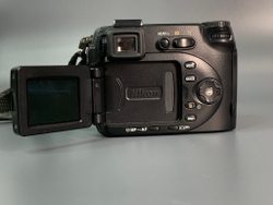 Nikon Coolpix E8400