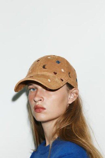 ZARA ВЕЛЬВЕТОВАЯ КЕПКА С ВЫШИВКОЙ В ВИДЕ ПТИЦ И ЛУНЫ, РЫЖЕВАТО-КОРИЧНЕВЫЙ