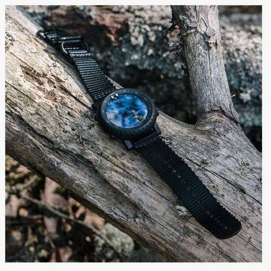 Смарт-часы Suunto Core Alpha Stealth SS050504000 черный