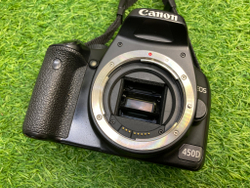 Canon 500D kit 18-55 mm 3.5-5.6 IS 45.000 кадров