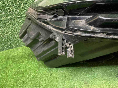 Фара правая Audi A4 B9 (2019-2025) LED