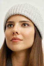 Шапка Weme вязаная серая